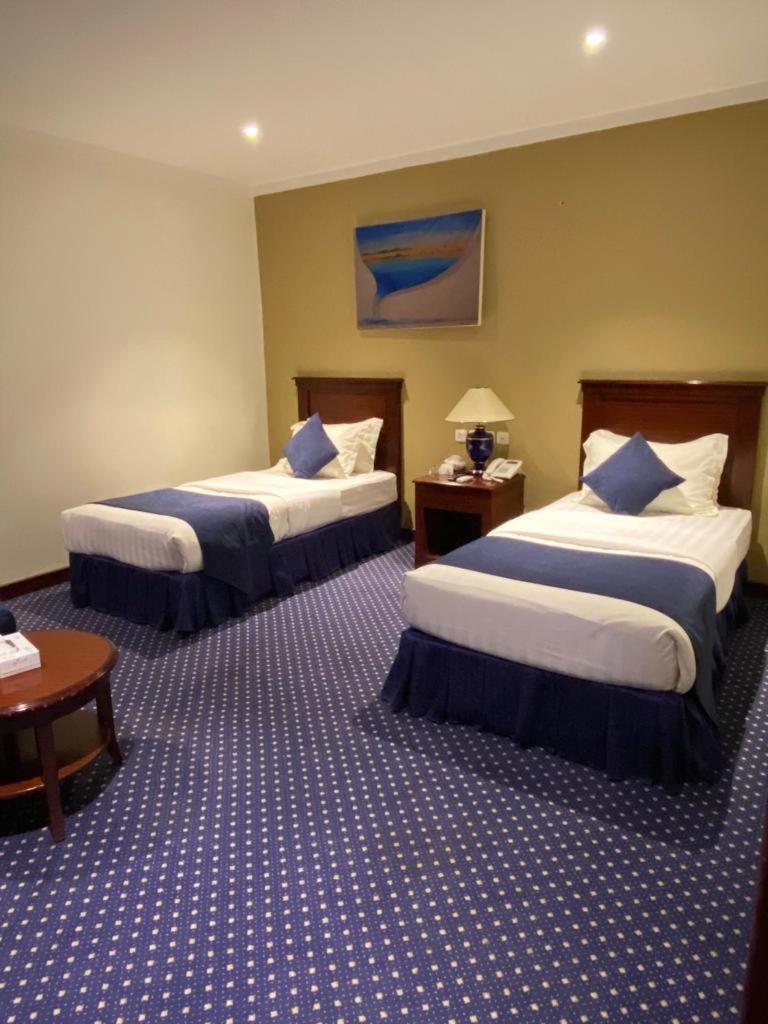 Onizah Hotel Unaizah Eksteriør bilde