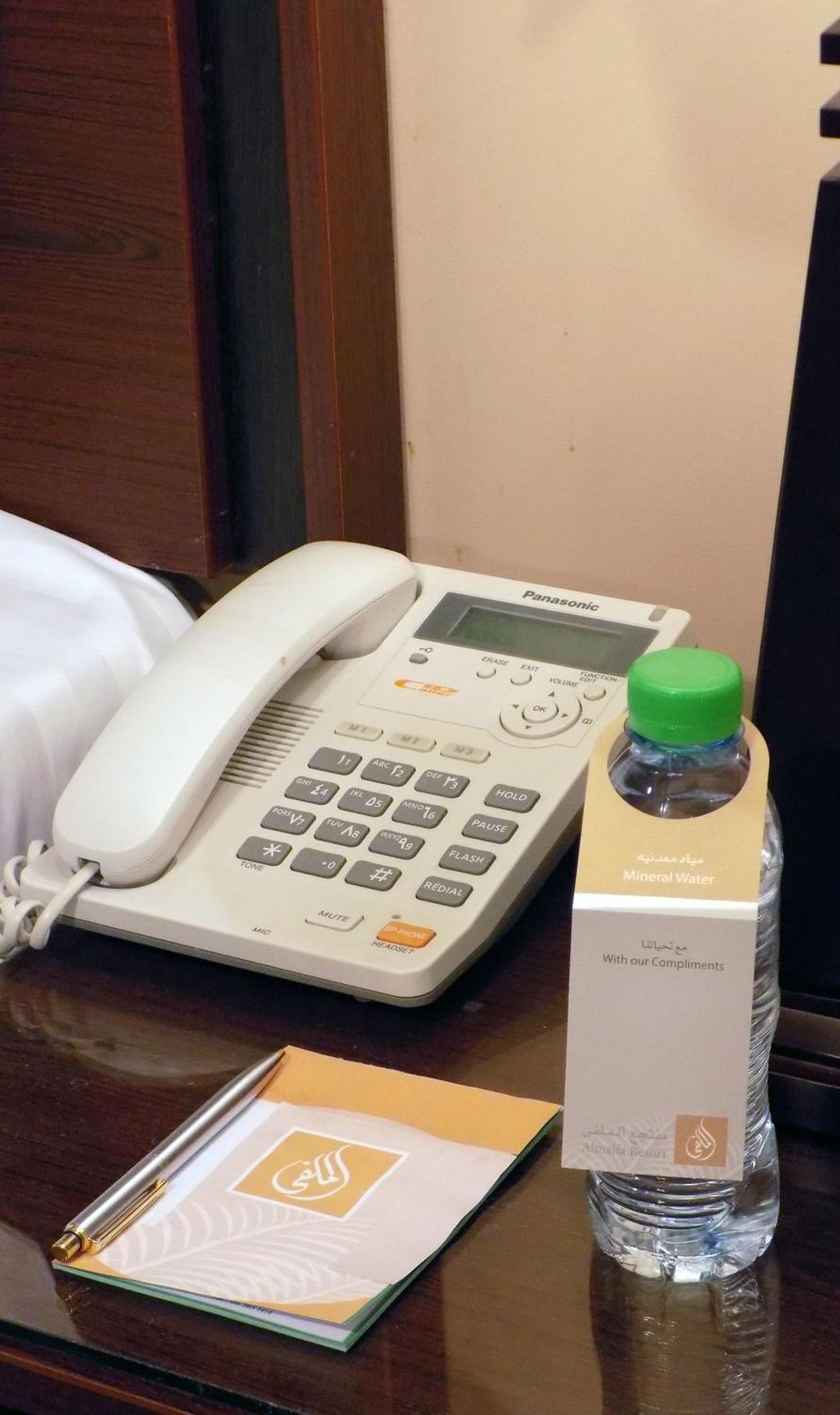 Onizah Hotel Unaizah Rom bilde